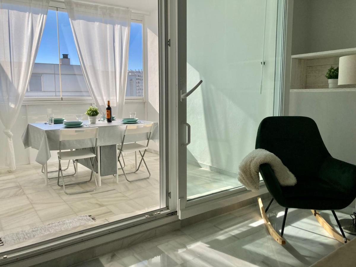Апартаменти Atico Valdelagrana Playa - Aire Acondicionado Y Piscina Ель-Пуерто-де-Санта-Марія Екстер'єр фото